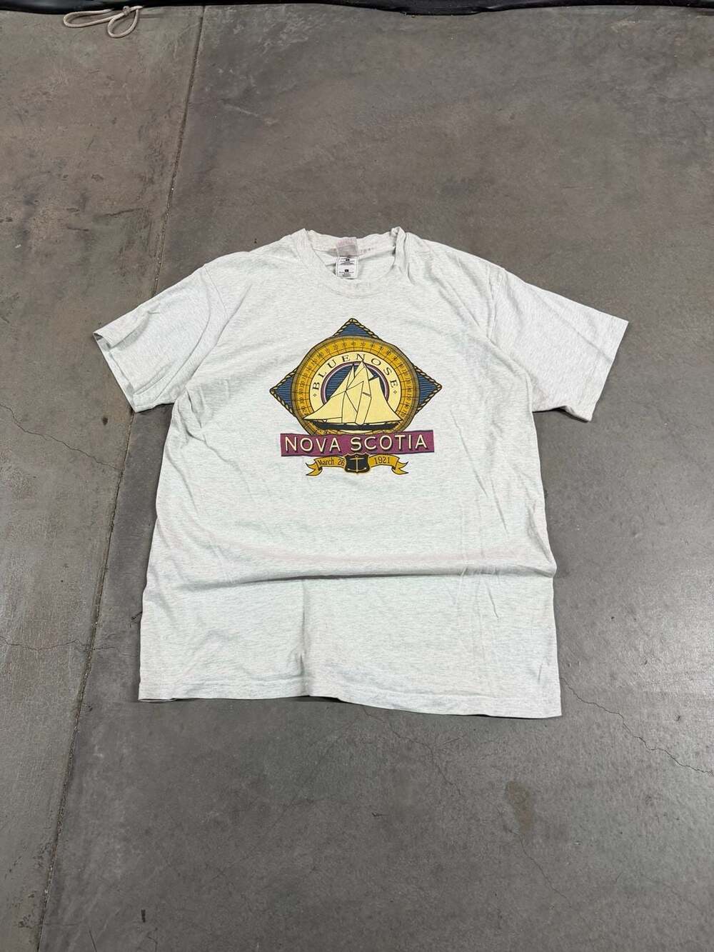 Vintage Fruit Of The Loom Bluenose Nova Scotia T-Shirt Size L
